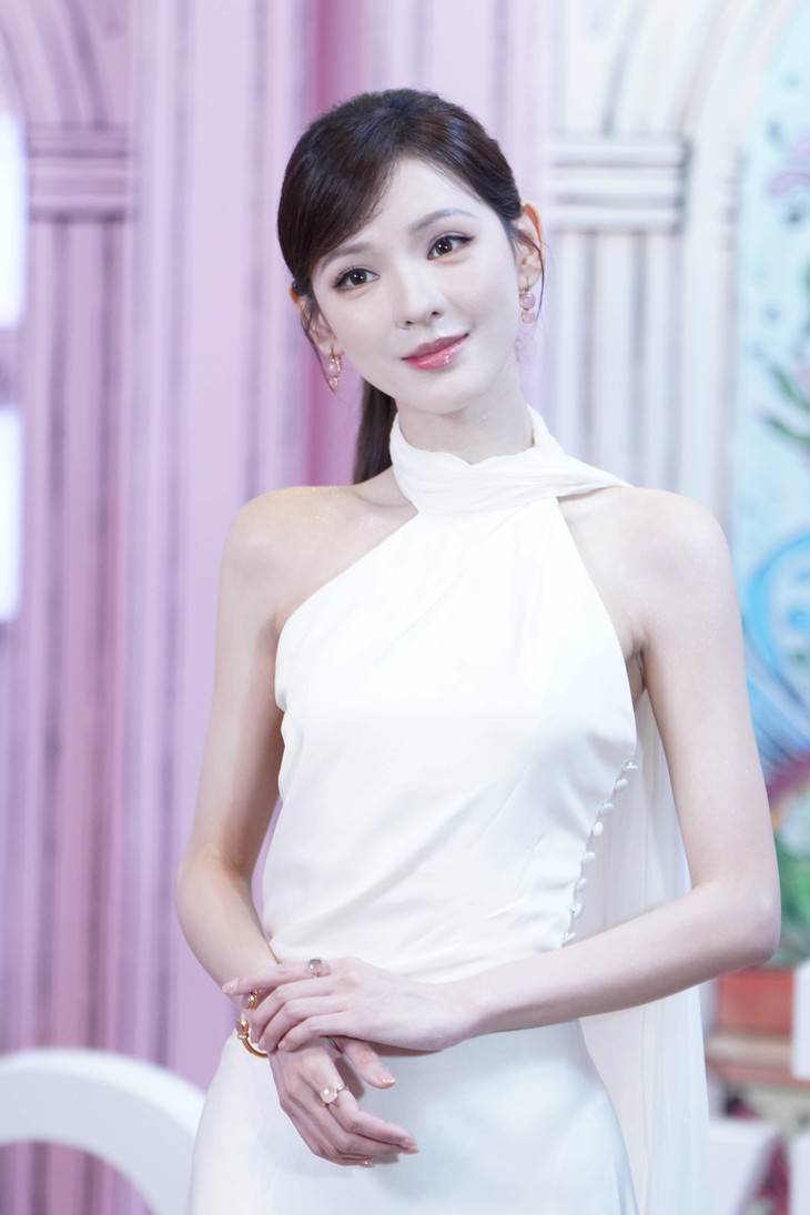 Trương Dư Hi - Ảnh 1.