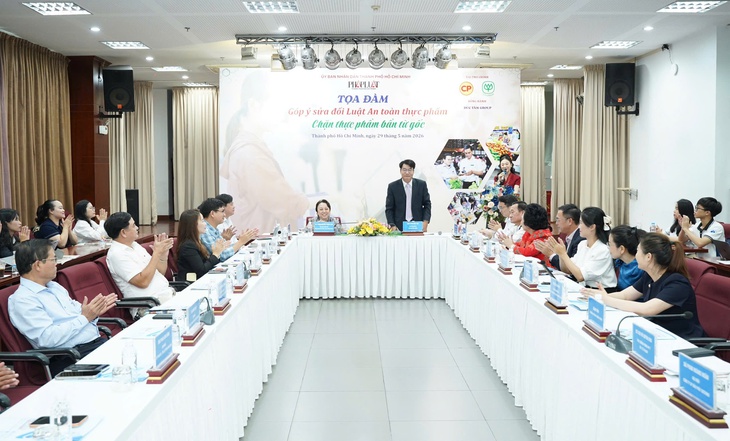 Mua bán hóa chất quá dễ, thực phẩm bẩn có thể đến từ mọi nơi - Ảnh 2.