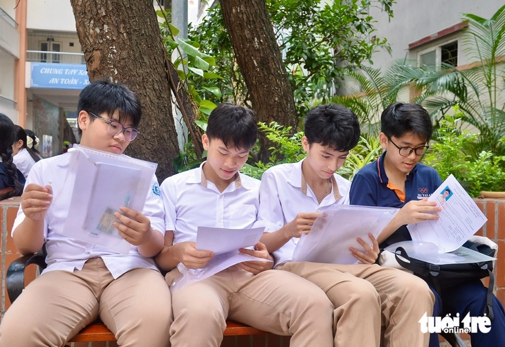 thi lớp 10 - Ảnh 4.