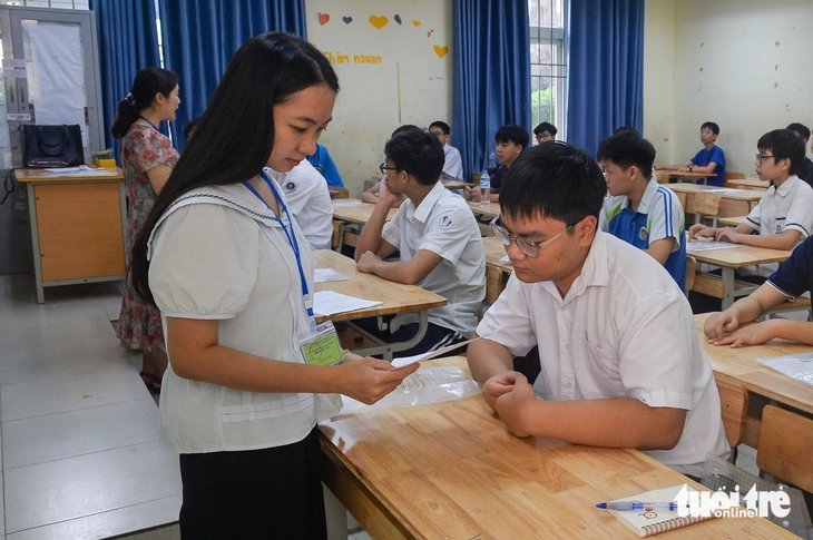 Thi lớp 10 Hà Nội đông kỷ lục: Cần bình tĩnh trước áp lực - Ảnh 13.