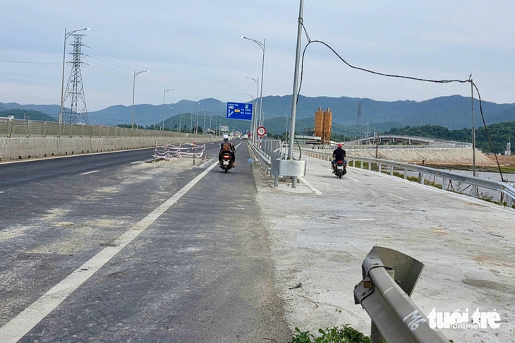 xe máy - Ảnh 3.