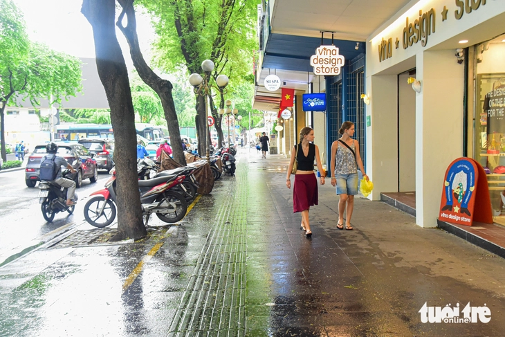 vỉa hè - Ảnh 2.