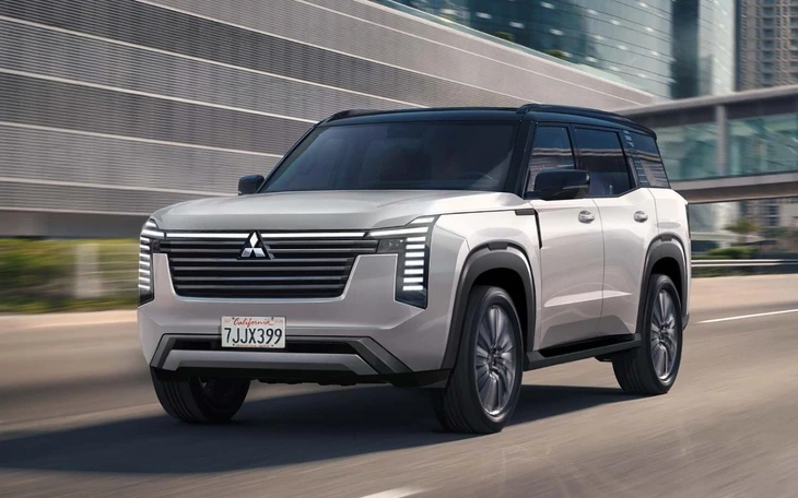 Người được trải nghiệm Mitsubishi Pajero mới: 'Nội thất cận sang, kích thước như Toyota Prado' - Ảnh 5.