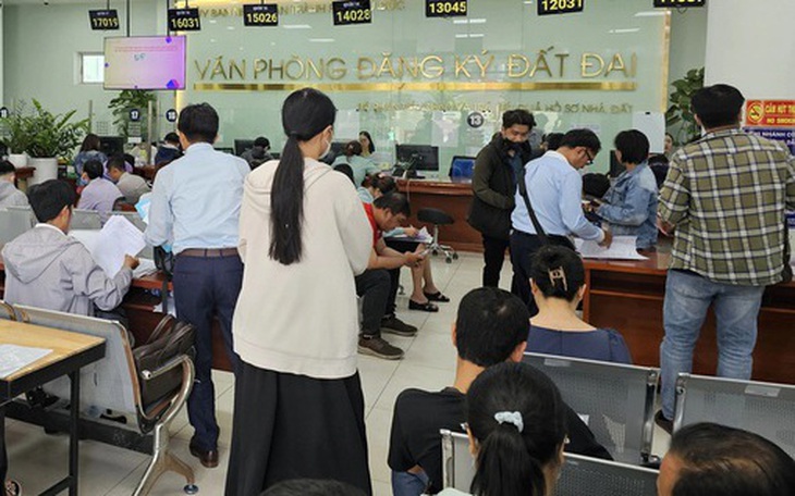 Bỏ công chứng bắt buộc 6 giao dịch từ 2027: Có bao gồm giao dịch đối với bất động sản? - Ảnh 3.