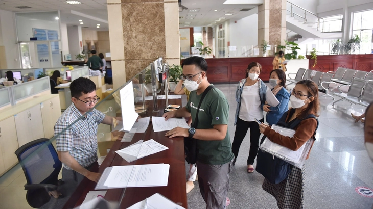 Người nộp thuế dễ 'sập bẫy' từ khoản thu nhập vãng lai nhỏ - Ảnh 2.