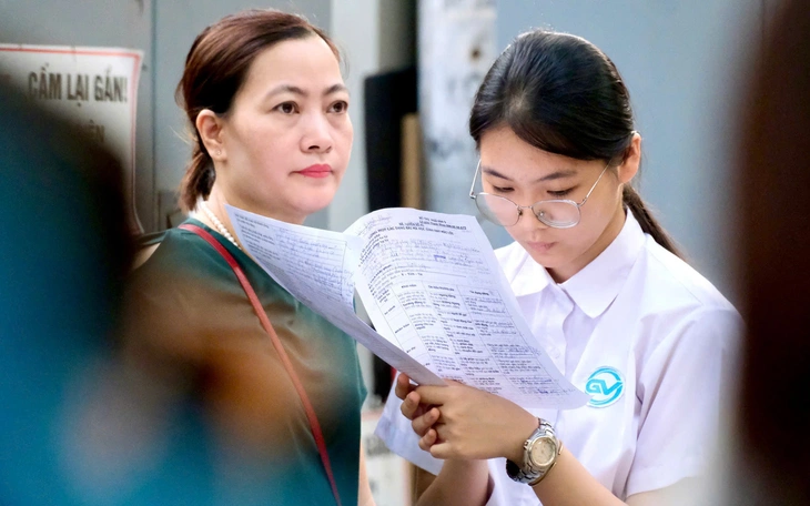 Đề thi văn lớp 10 Hà Nội - Ảnh 4.