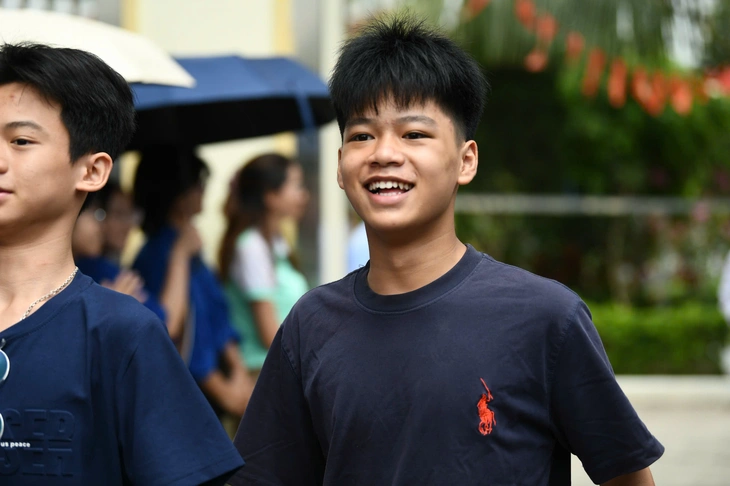 lớp 10 - Ảnh 5.