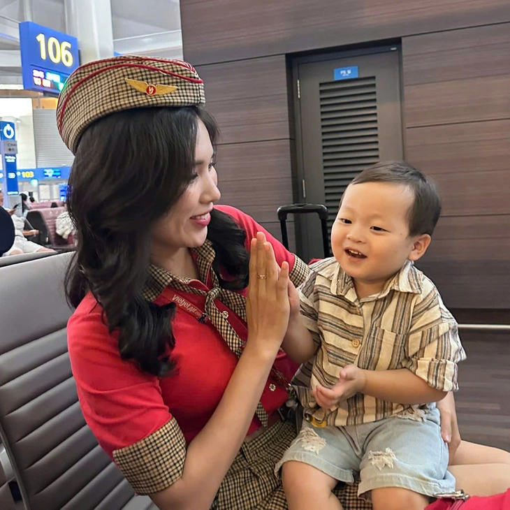 Tiếp viên hàng không - Ảnh 2.
