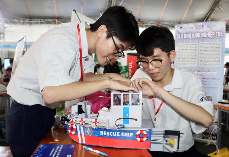 Khơi dậy khát vọng nghiên cứu trong giới trẻ - Ảnh 1. nghiên cứu - Ảnh 1.