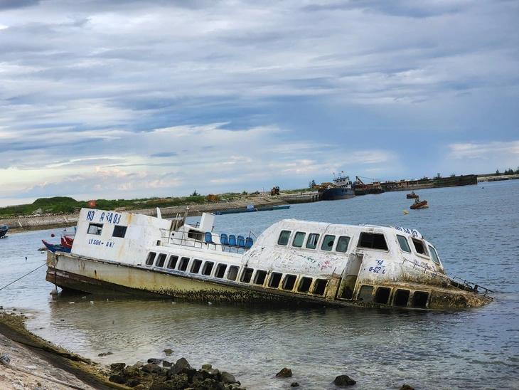 Lý Sơn - Ảnh 1.
