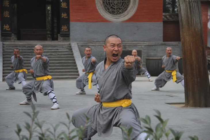 Kim Dung - Ảnh 1.
