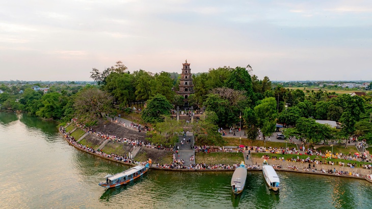 Huế - Ảnh 1.