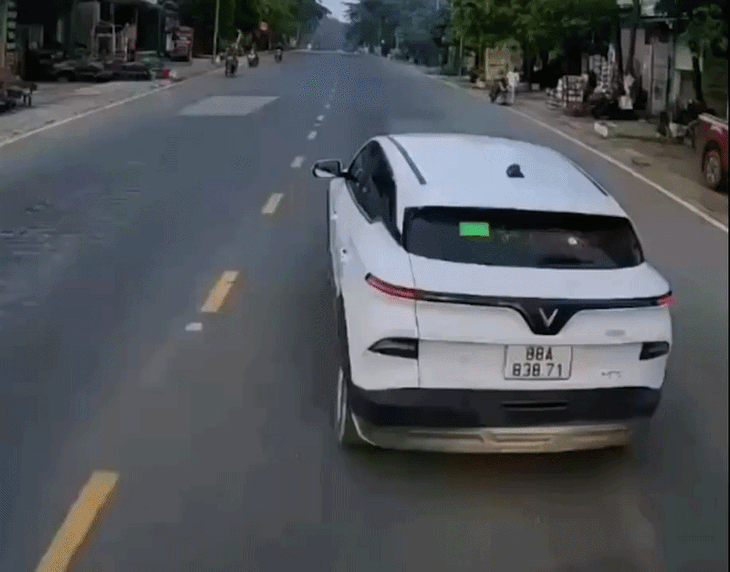lạng lách - Ảnh 1.