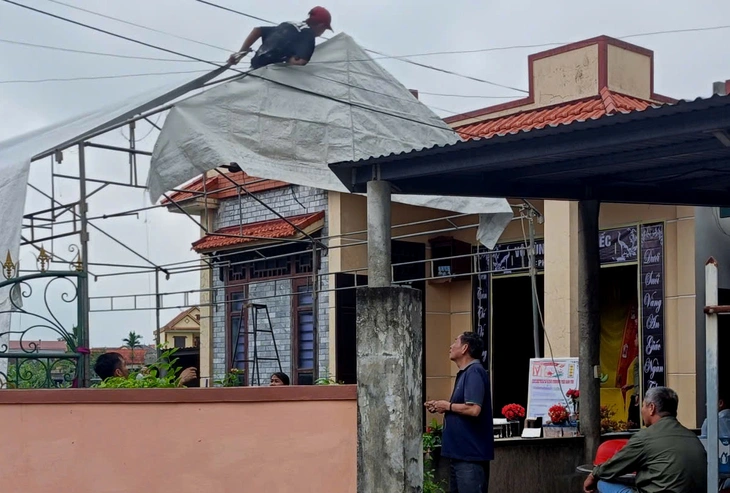 Án mạng trong đêm, nghịch tử đâm mẹ chết, cha trọng thương - Ảnh 1.