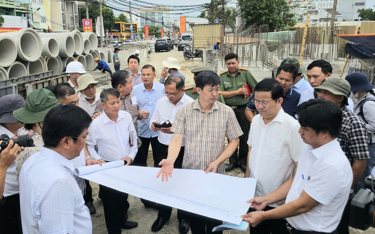 Cần Thơ lập ban chỉ đạo xử lý 74 dự án chậm tiến độ, có nhiều dự án ‘nghìn tỉ’ - Ảnh 2.