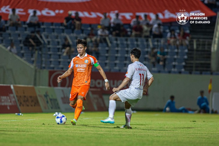Khó lường cuộc chiến trụ hạng V-League 2025 - 2026 - Ảnh 3.
