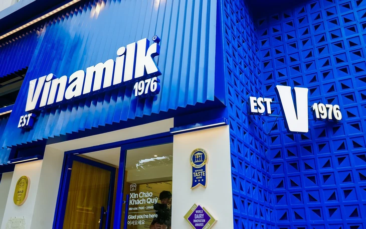 Cổ phiếu Vinamilk bất ngờ bị bán mạnh, rơi về đáy 7 tháng - Ảnh 4.