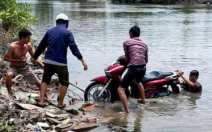 Phát hiện 2 thi thể nam nữ trên sông Thạch Hãn - Ảnh 3.