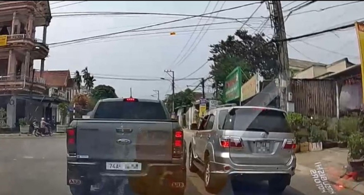 dừng xe - Ảnh 1.