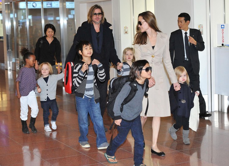 Angelina Jolie  - Ảnh 4.