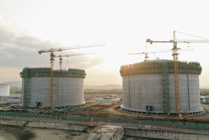 SCG báo doanh thu tại Việt Nam tăng mạnh nhờ Tổ hợp hóa dầu Long Sơn - Ảnh 1.