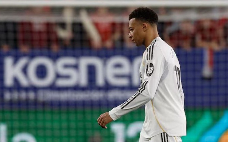 Toàn cảnh vụ đánh nhau giữa 2 ngôi sao Real Madrid trong buổi tập - Ảnh 3.
