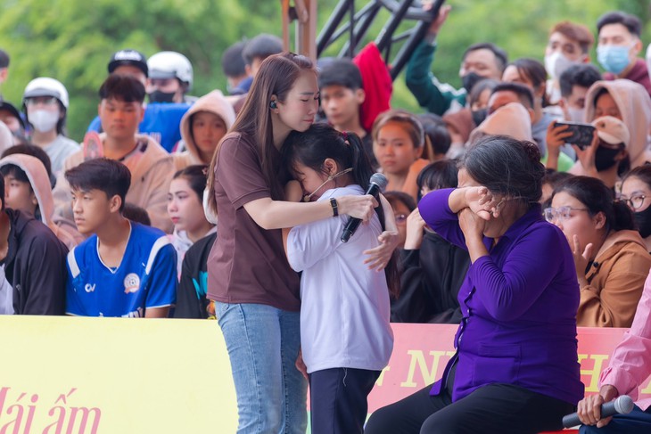 MC Thanh Thảo và hành trình 'giữ lửa cảm xúc' cùng chương trình Mái ấm gia đình Việt - Ảnh 1.