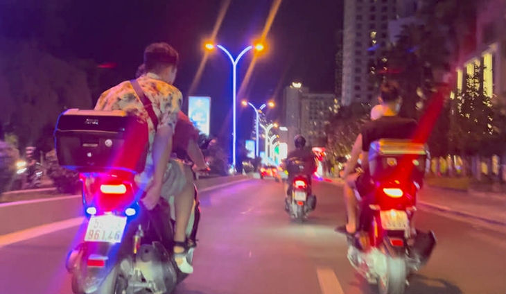 bằng lái - Ảnh 1.