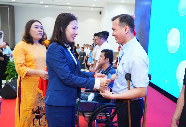 TP.HCM 'bắt tay' với AI và công nghệ số để bảo vệ an toàn lao động - Ảnh 1.