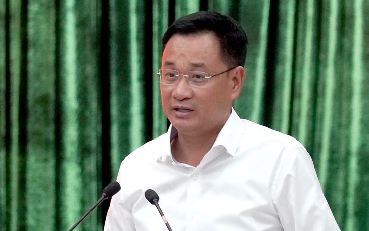 Thủ tướng: Triệt để điều động cấp phó vượt quy định ở tỉnh về xã, tinh giản cán bộ năng lực kém - Ảnh 2.