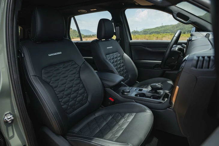 Ford Everest - Ảnh 4.