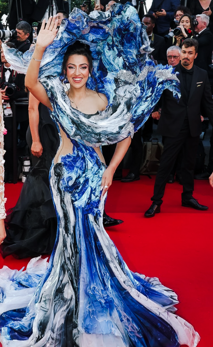 Phạm Băng Băng và dàn sao quốc tế diện đầm nhà thiết kế Việt tại Cannes - Ảnh 11.