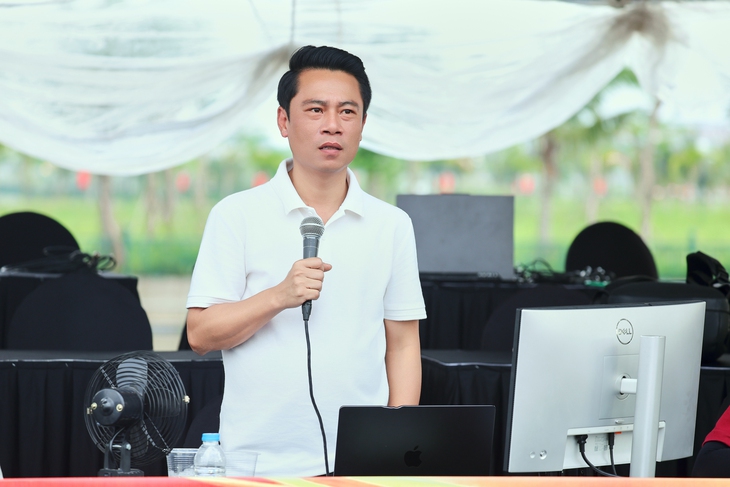Mỹ Tâm, Trọng Tấn, Quốc Thiên hát khai mạc Lễ hội Hoa phượng đỏ - Ảnh 3.