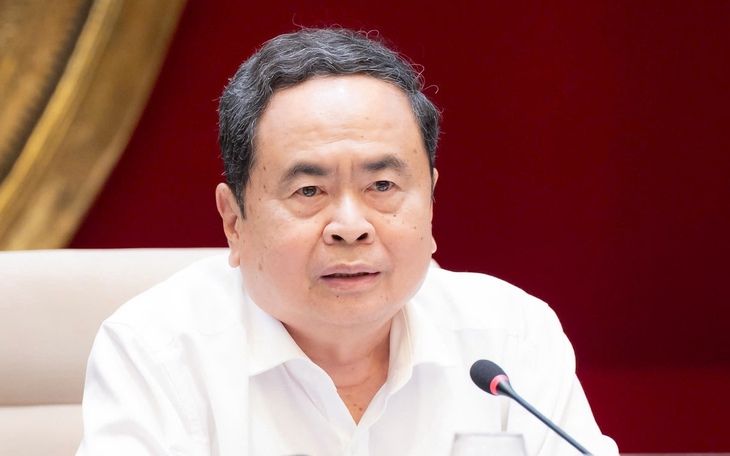 Chủ tịch Quốc hội Trần Thanh Mẫn ký các nghị quyết về phê chuẩn, bổ nhiệm cán bộ - Ảnh 2.