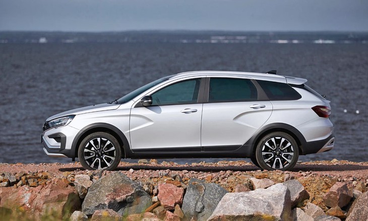 Lada Vesta - Ảnh 8.