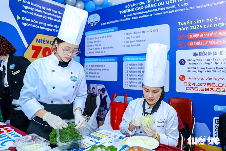 Bộ Giáo dục siết chuẩn trường nghề: Tối thiểu 60% tốt nghiệp đúng hạn, 70% có việc làm - Ảnh 1.