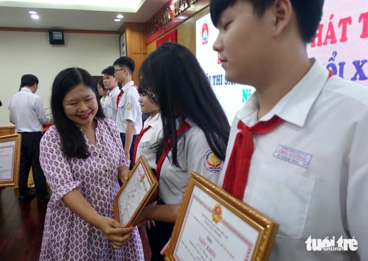 Trao giải Tuổi Xanh 2026: Học sinh TP.HCM gây ấn tượng với tư duy kể chuyện bằng ảnh - Ảnh 4.