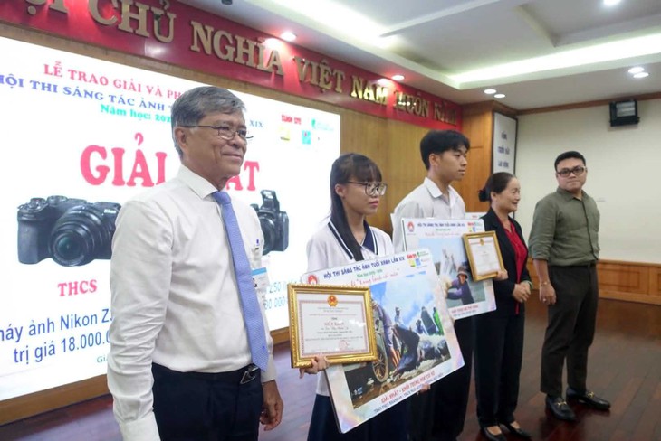  Học sinh TP.HCM gây ấn tượng với tư duy kể chuyện bằng ảnh - Ảnh 2.