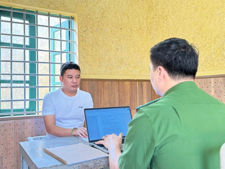giám đốc - Ảnh 1.