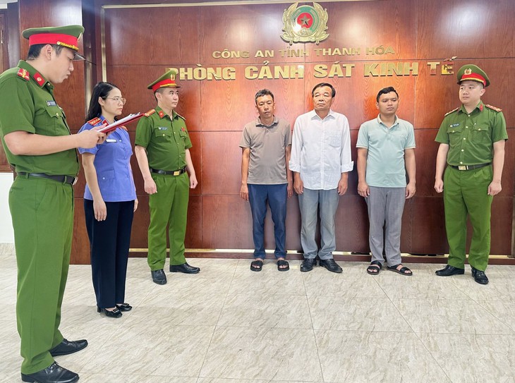hồ sơ khống - Ảnh 1.