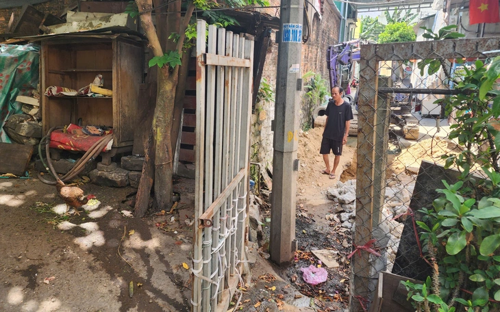 Dẹp chuồng gà chắn hẻm, làm cống thoát nước - Ảnh 6.