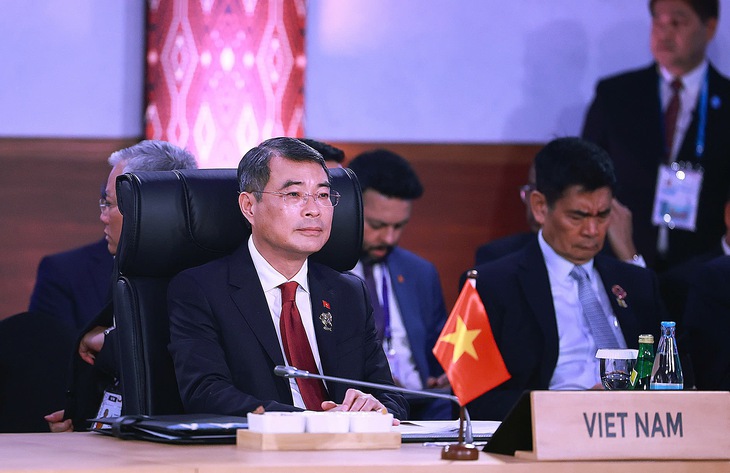 Thủ tướng Lê Minh Hưng - Ảnh 1.