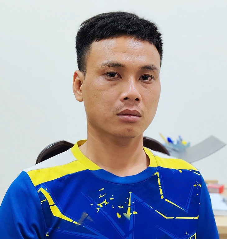 Trộm xe máy, điện thoại rồi cướp giật dây chuyền vàng, vứt xe xuống sông phi tang do không bán được - Ảnh 1.