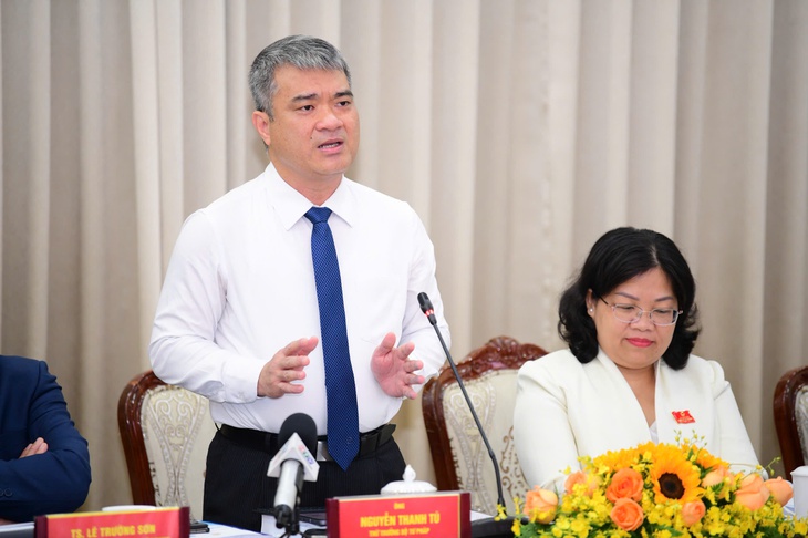chủ tịch UBND - Ảnh 4.