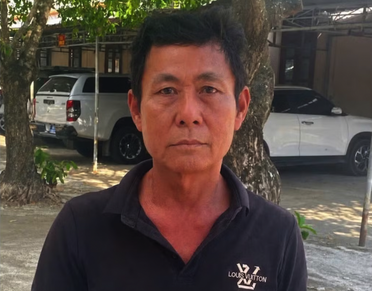 lật xe - Ảnh 1.