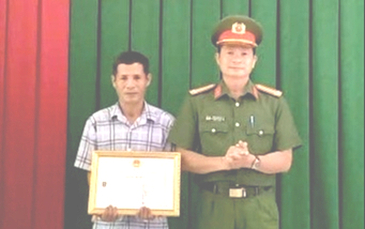 nữ sinh - Ảnh 1.