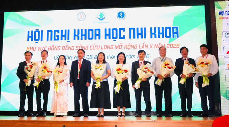 Hơn 18.000 ca 'tay chân miệng' ở phía Nam, chuyên gia nói gì về vắc xin mới? - Ảnh 1.