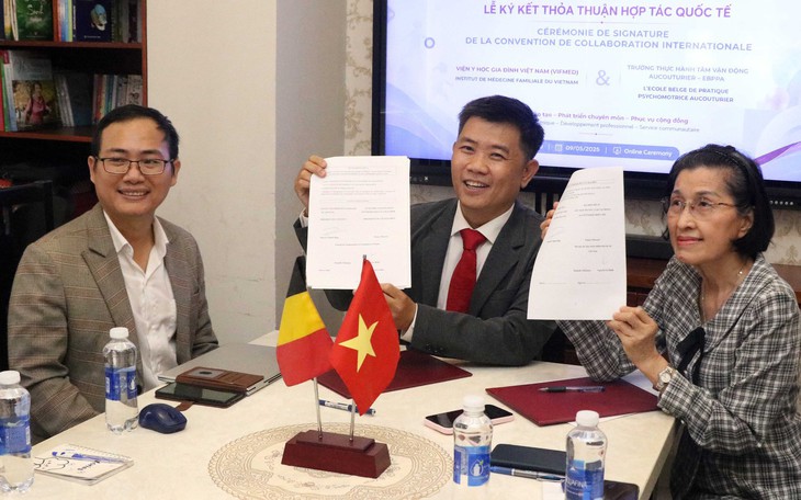 Chuyên gia Bỉ đồng hành, hướng tới cơ sở đào tạo tâm vận động Aucouturier đầu tiên tại Việt Nam - Ảnh 4.