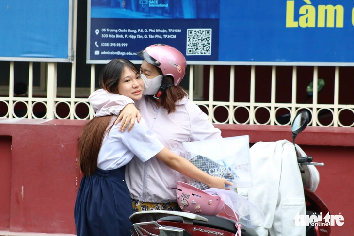 lớp 10 - Ảnh 10.