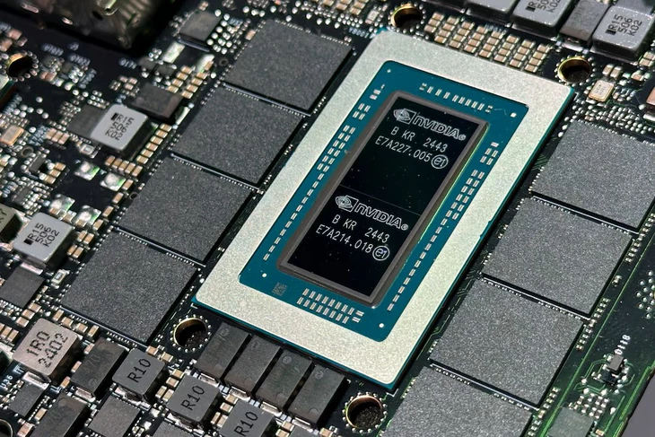 Mỹ vá lỗ hổng gây rò rỉ chip AI cho các công ty Trung Quốc đặt ở nước ngoài - Ảnh 1.
